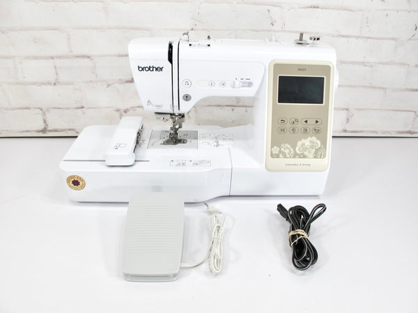 Brother SE625 Computerized Sewing & Embroidery Machine with Color LCD Display