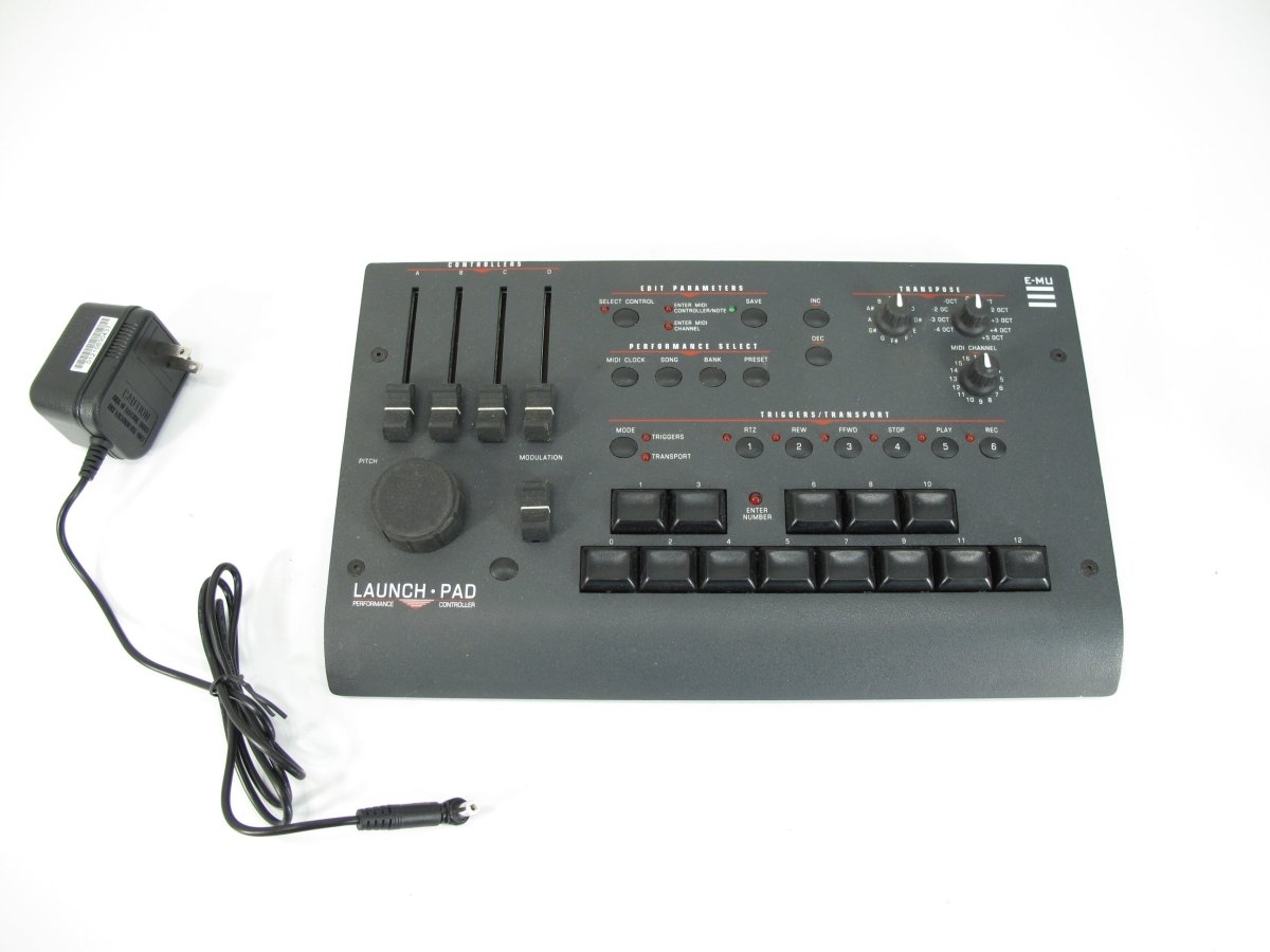 Launchpad Systems E-mu MIDIコントローラー 7777 Model PAD LAUNCH E-MU Launch Controller Performance Midi 7777 Pad 配信機器・PA機器・レコーディング機器