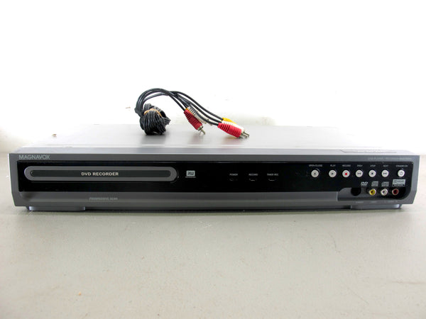 Magnavox MSR 90D6 DVD Recorder with Digital Tuner and AV Cables