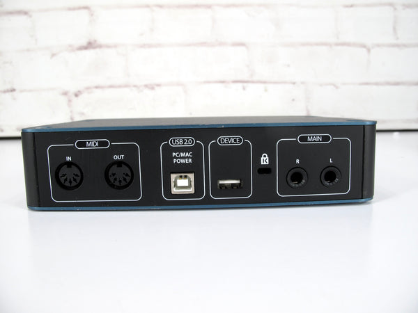 PreSonus AudioBox iTwo 2x2 USB 2.0 / iPad Audio Interface w/ 2 Mic Inputs MIDI
