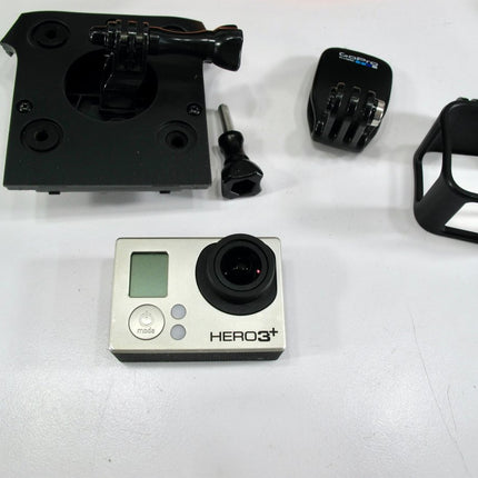 3DR Solo Quadcopter Smart Drone w/ Gimbal & GoPro Hero 3 & Lots of Accessories - ZeereeZ