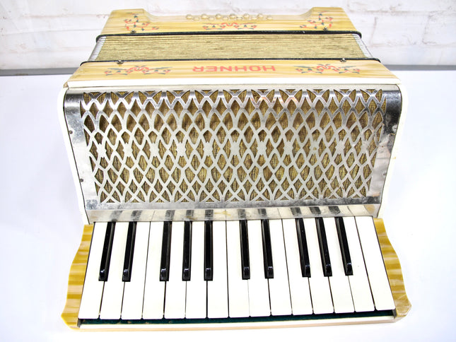 Hohner Student II Vintage 25 Key 12 Bass Accordion Germany