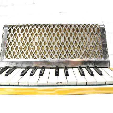 Hohner Student II Vintage 25 Key 12 Bass Accordion Germany