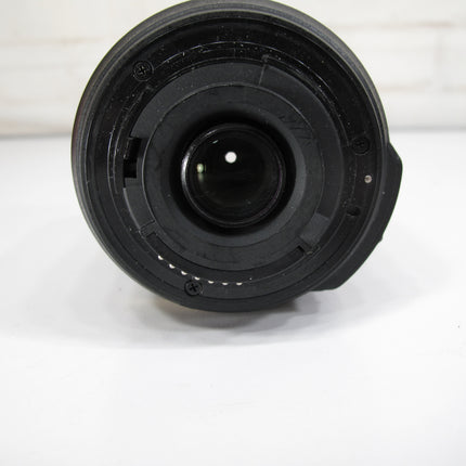 Nikon AF-S 55-200mm f/4-5.6 G DX SWM VR ED IF Nikkor Telephoto Zoom Camera Lens