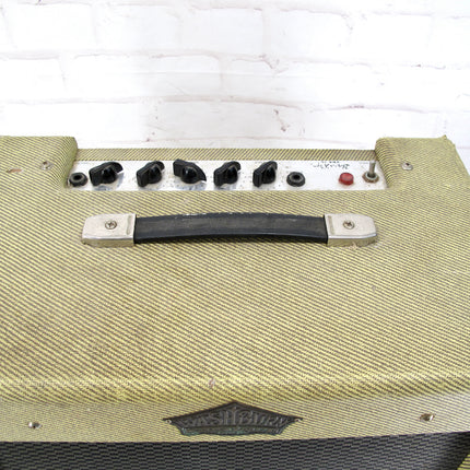 Washburn VBA-30 Tweed 30 Watt Bass Guitar Combo Amp 1995