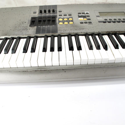 Yamaha Motif 8 88 Key Synthesizer Keyboard Workstation