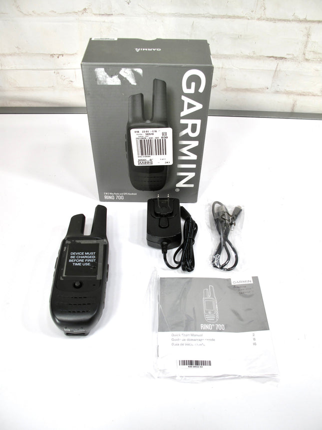Garmin Rino 700 Rugged Handheld GPS Navigator & 5W Two Way Radio