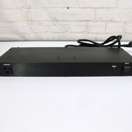 Furman M-8x Professional Equipment 8 Outhlet Rack Power Conditioner Surge Protector