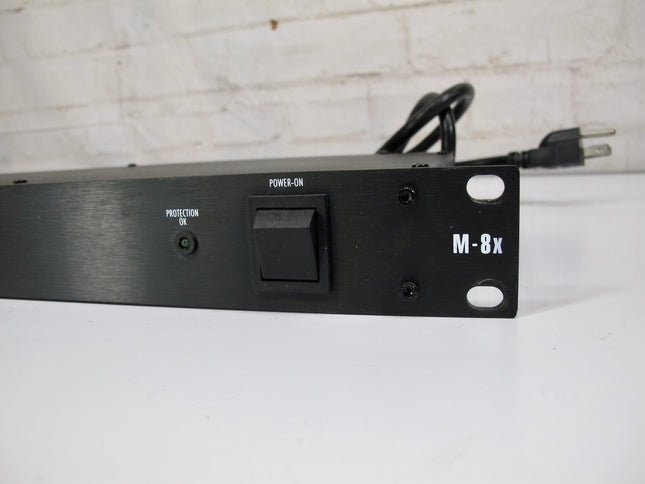 Furman M-8x Professional Equipment 8 Outhlet Rack Power Conditioner Surge Protector