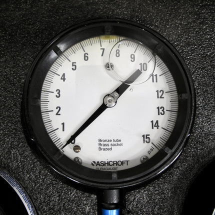 Ashcroft Duragauge Plus Q-586 9445-08 1008 9 Gauge 0-15 PSI & 0-30 PSISet w/ Case