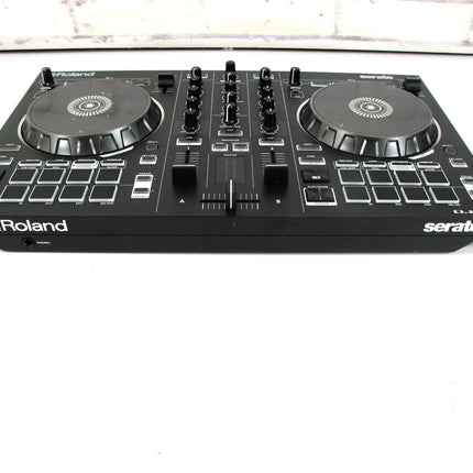 Roland DJ-202 Two-channel Four-Deck DJ Controller for Serato DJ Lite