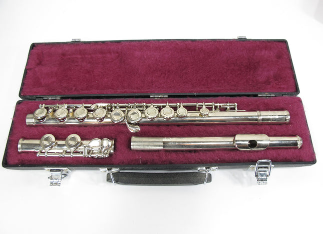 Yamaha YFL-225N Closed Hole Flute with Case