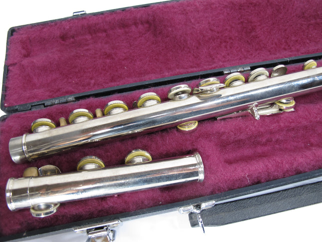 Yamaha YFL-225N Closed Hole Flute with Case