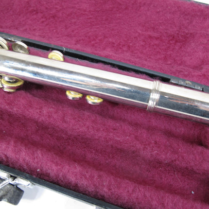 Yamaha YFL-225N Closed Hole Flute with Case
