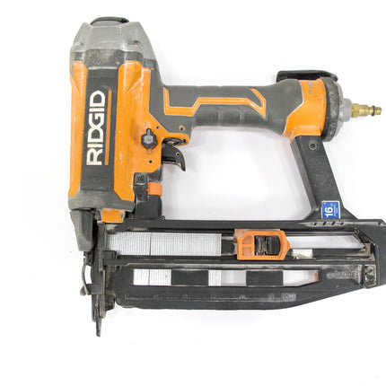 Ridgid R250SFF3 16-Gauge nail gun