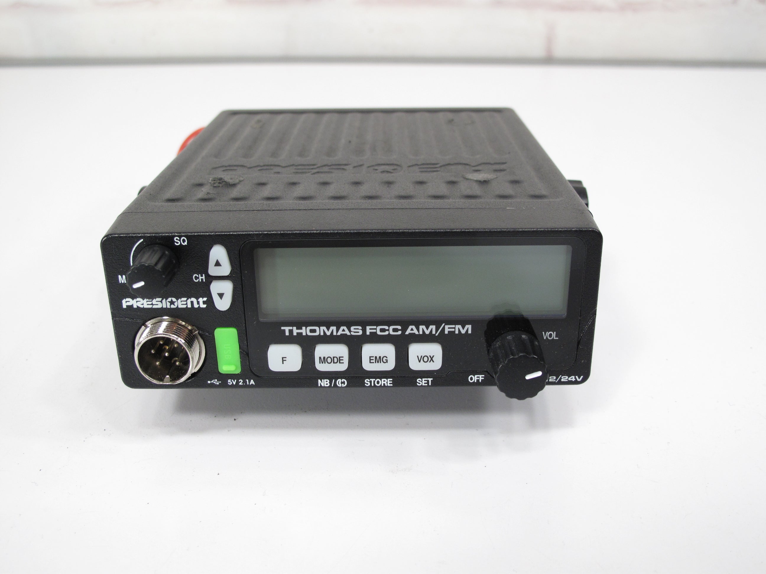 President Electronics Thomas FCC AM/FM CB Radio w/ 7 Color LCD – ZeereeZ