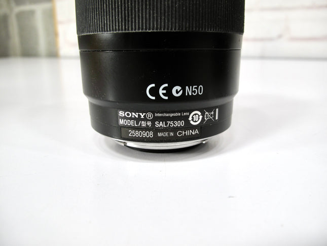 Sony SAL75300 f/4.5-5.6 75-300mm Macro Lens for Sony Alpha DSLR Cameras