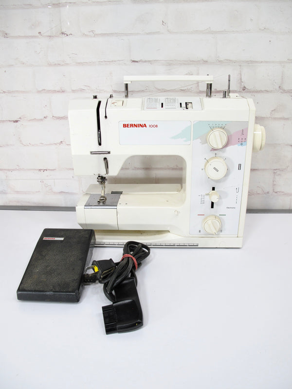 Bernina 1008 Mechanical Sewing Machine w/ Presser Feet