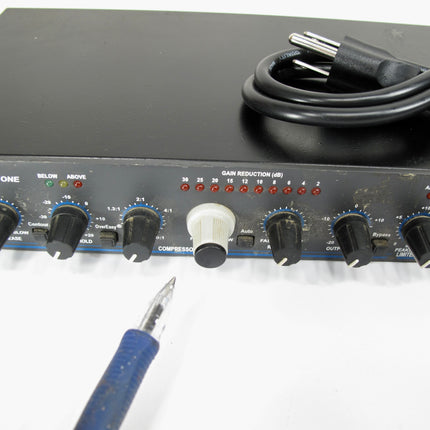 DBX 166XL 2-Channel Pro Audio 1U Rack Mount Stereo Compressor Limiter Gate