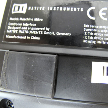 Native Instruments MASCHINE MIKRO Drum Sample Pad Controller Interface