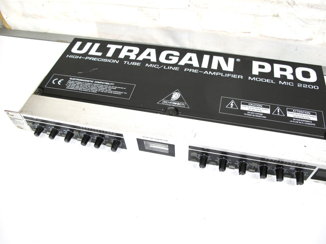 Behringer MIC 2200 ULTRAGAIN PRO High-Precision Tube Mic/Line Pre Amp