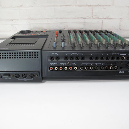 Yamaha MD8 8-track 12 Channel Mini Disc MD Digital Multitrack Recorder ATRAC