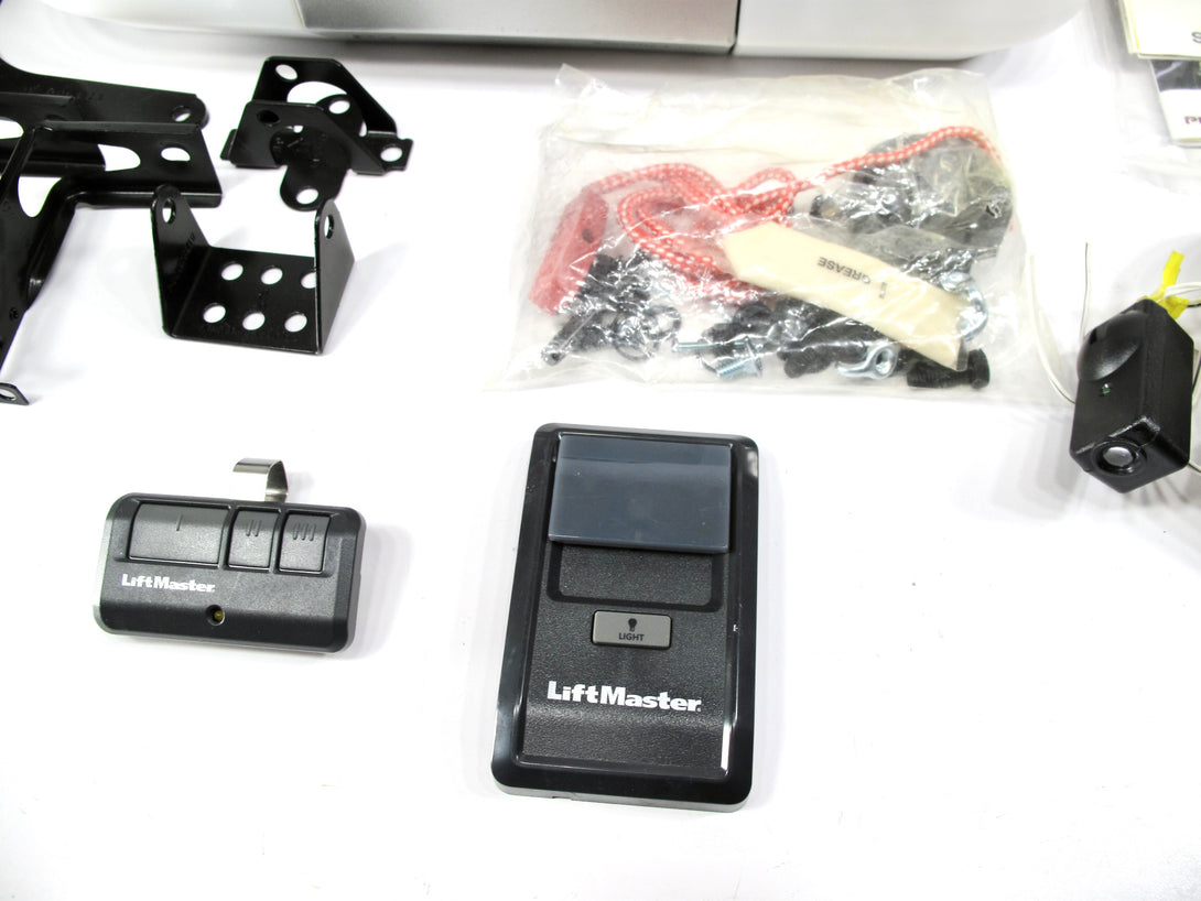 Lift Master Premium Series 8355W 1/2HP Belt Drive WIFI Garage Door Ope ...