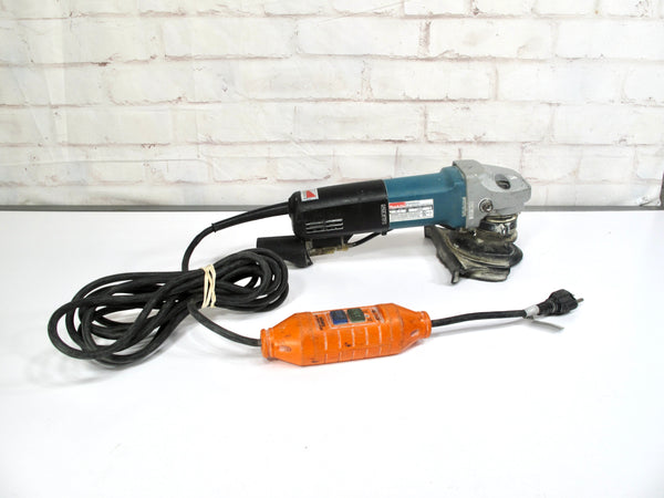 Makita PW5001C 4-Inch 7.9 Amp Hook and Loop Electronic Wet Stone Polisher
