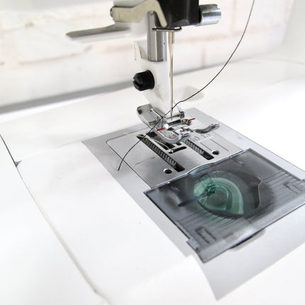 Viking Husqvarna Platinum 755 Electronic Embroidery Sewing Machine