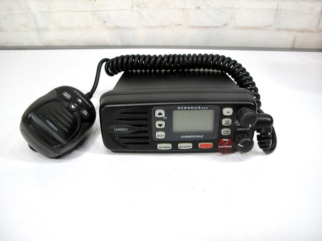 Uniden Oceanus D UM415 Submersible Class D DSC Marine Radio