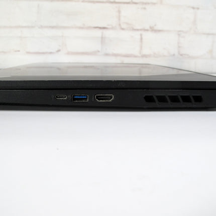 Acer Nitro AN515-55-53E5 RTX 3050 256GB SSD 32GB RAM 2.50GHZ I5 Notebook
