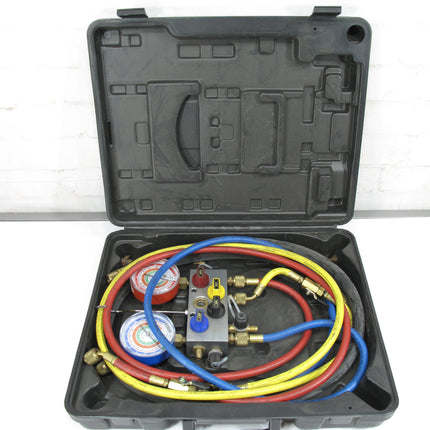 Mastercool Dual Manifold Gauge Set R134a/R12 with Hoses