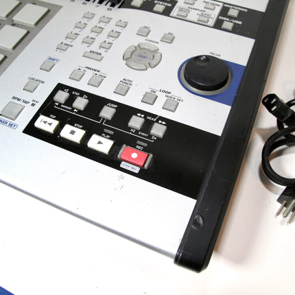 Roland MV-8800 Production Studio Sampler & Sequencer 16 Pads USB MIDI Effects