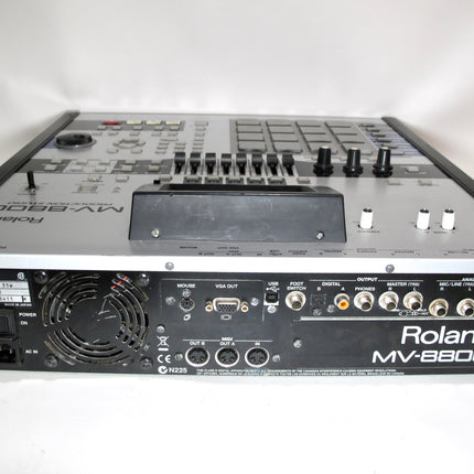 Roland MV-8800 Production Studio Sampler & Sequencer 16 Pads USB MIDI Effects