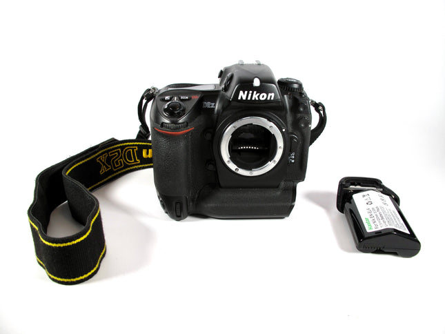 Nikon D2X 12.4MP Digital SLR Camera Body