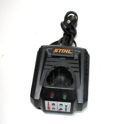 Genuine Stihl AL1 10.8V 2.0A Battery Charger Model: 4515-430-2502
