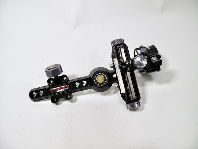 AXCEL AX3000 6" Aluminum Bar Right Hand 3" Adjustment Bow Sight