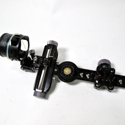 AXCEL AX3000 6" Aluminum Bar Right Hand 3" Adjustment Bow Sight