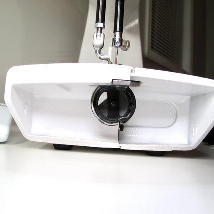 Viking Husqvarna Platinum 16 Longarm Touch Screen Quilting Machine