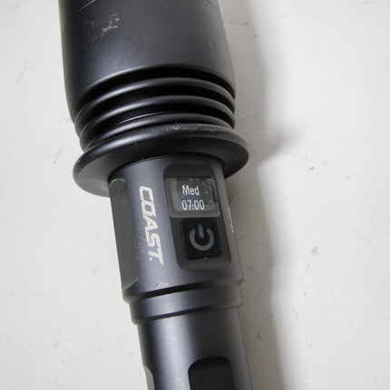 Coast TP40R 8000 Lumen Rechargeable Dual-Power LED Flashlight with POWERiQ