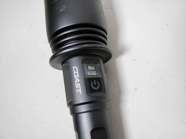 Coast TP40R 8000 Lumen Rechargeable Dual-Power LED Flashlight with POWERiQ