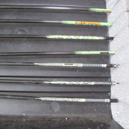 PSE Pro Venom RH 29" 70# Compound Bow w/ Arrow Shafts & Case