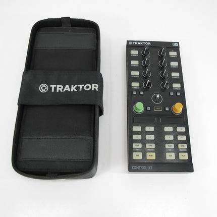 Native Instrument Traktor Kontrol X1 MK2 DJ Controller