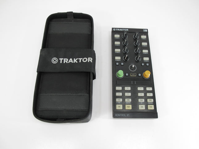 Native Instrument Traktor Kontrol X1 MK2 DJ Controller