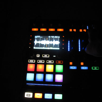 Native Instruments TRAKTOR KONTROL S5 Four-Channel DJ Controller Interface