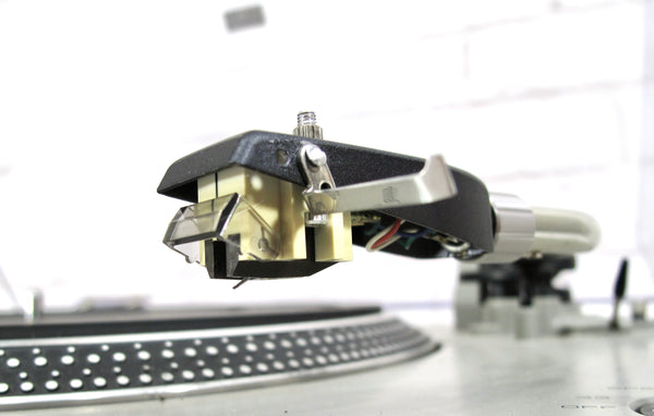 Denon DL 301 MC Moving Coil Turntable Record Player Cartridge w/ Headshell