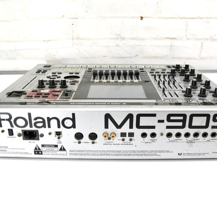 Roland MC-909 Music Sampler Sampling Groovebox Drum Machine Synthesizer