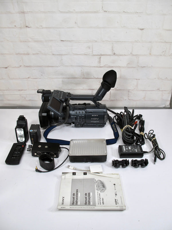 Sony HDR-FX1 Handycam Digital Video Camera Gray MiniDV Camcorder 3CCD 1080