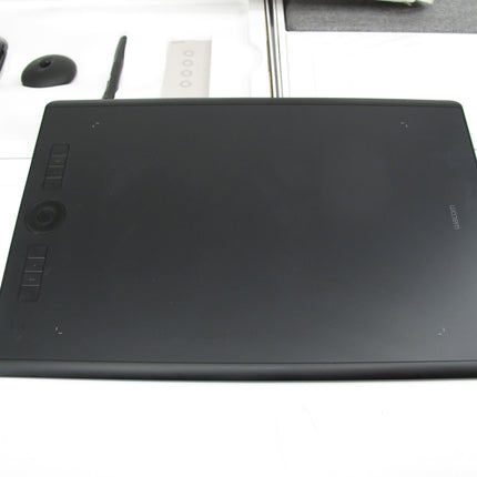 Wacom Intuos PTH860 Pro Paper Edition Creative Pen Large Graphics Drawing Tablet