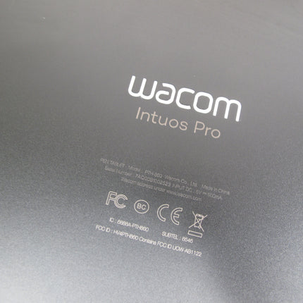 Wacom Intuos PTH860 Pro Paper Edition Creative Pen Large Graphics Drawing Tablet